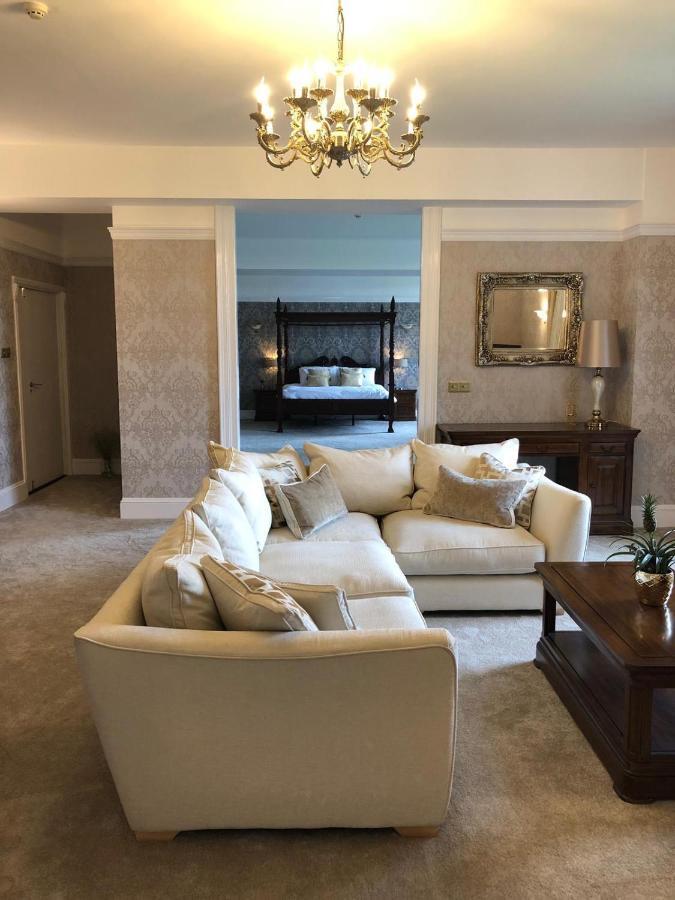 Oswald House Hotel Кърколди Екстериор снимка