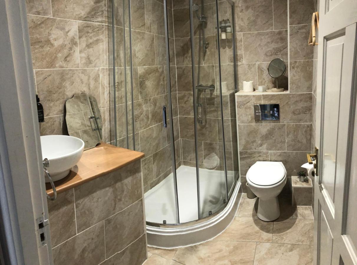 Oswald House Hotel Кърколди Екстериор снимка
